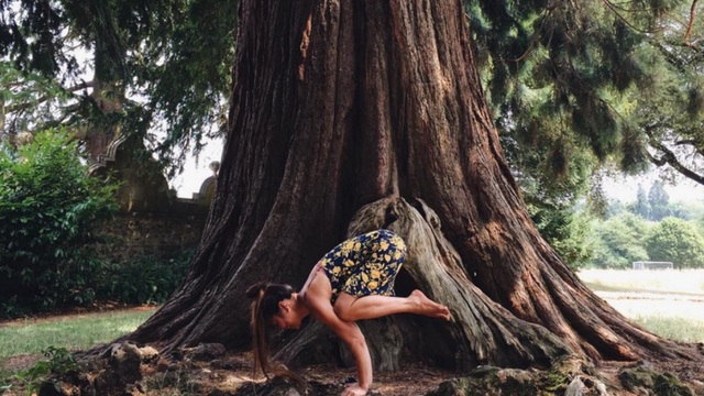posizione-gru-bakasana