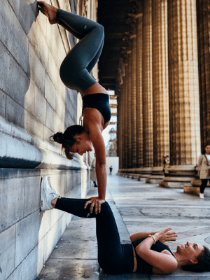 posizioni-yoga-coppia-difficili