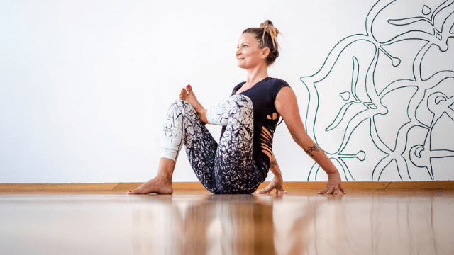 come-fare-eka-pada-gavalasana