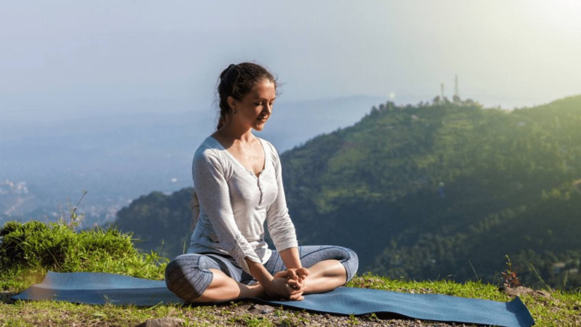 posizione-farfalla-baddha-konasana
