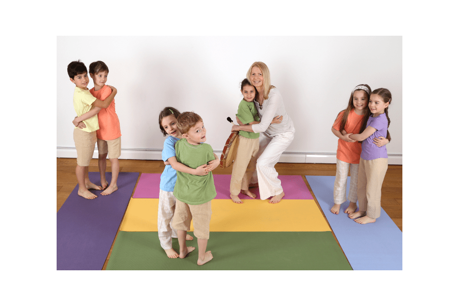 Yoga Family: così genitori e bambini ritrovano il buon&nbsp;tempo